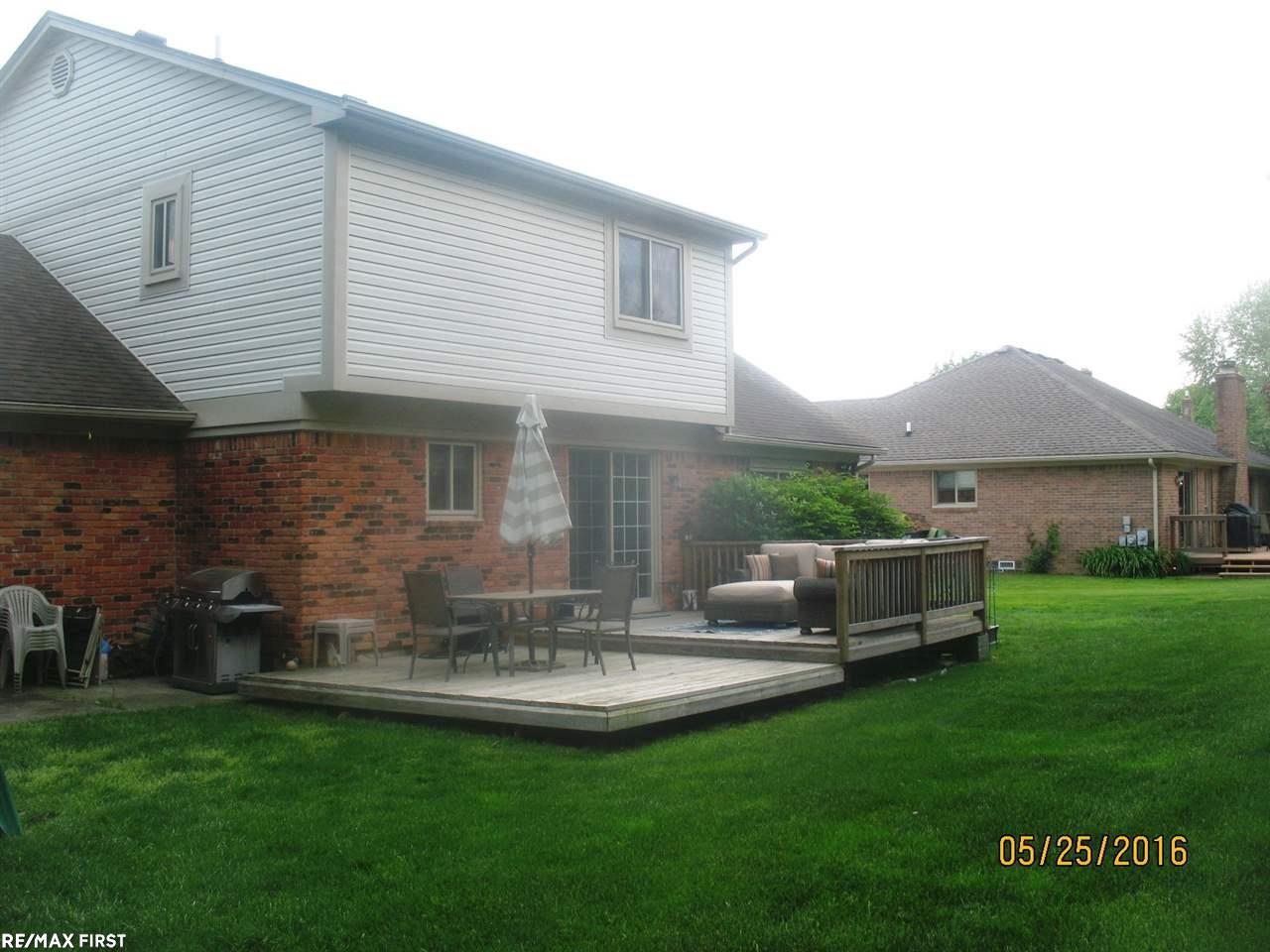 226 Slade Court Rochester Hills, MI 48307 - Photo 29 of 33
