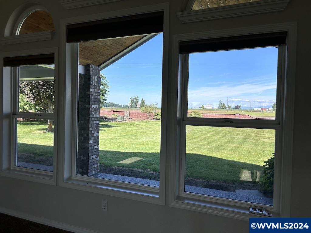 12358 Monitor McKee Road Northeast Woodburn, OR 97071 - Photo 9 of 13 Gallery Image 9