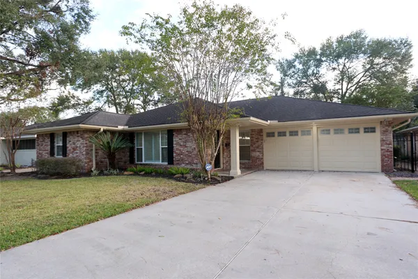 $3,450 | 4839 McDermed Drive, Houston, TX 77035