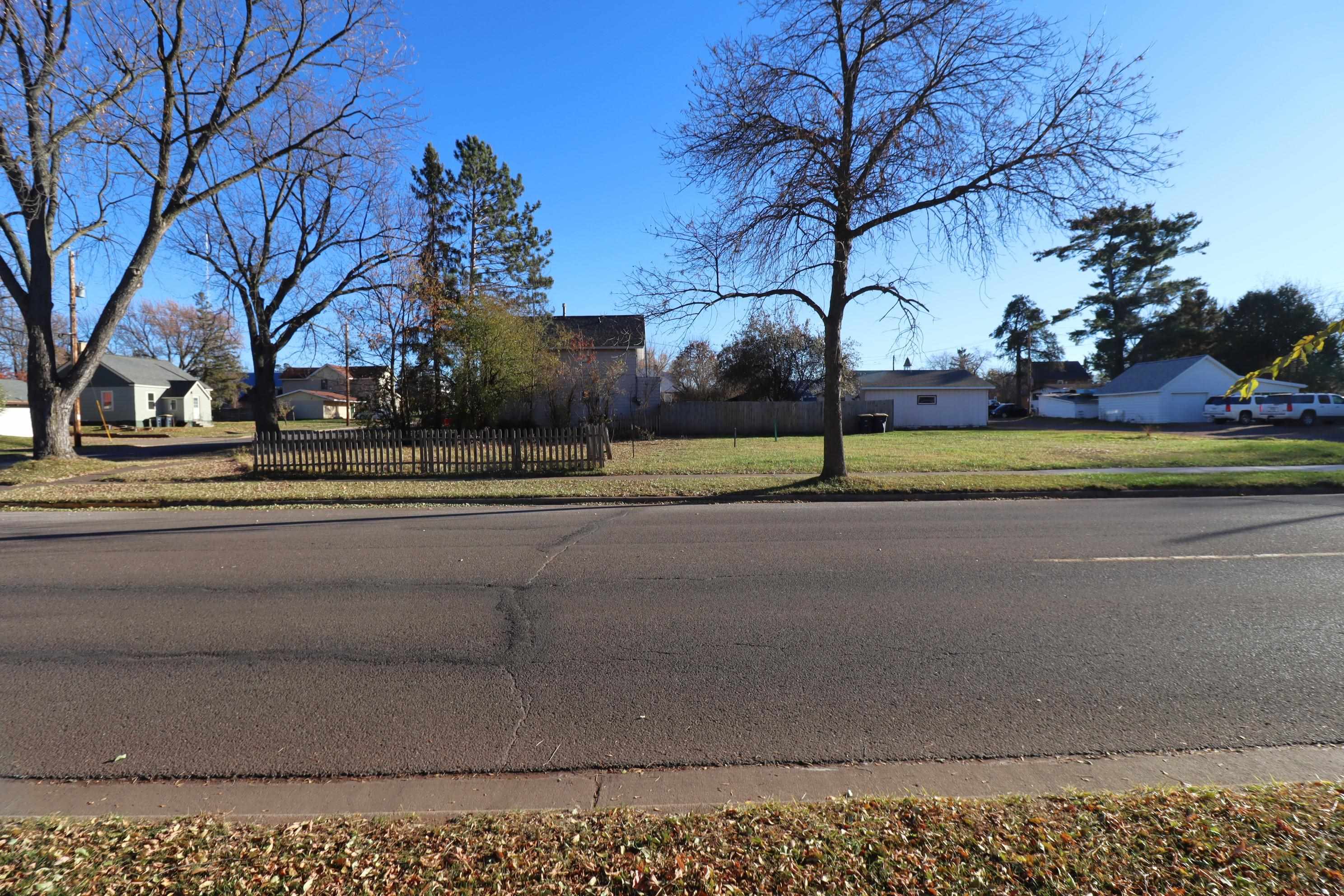 1104 3rd Street West Ashland, WI 54806 - Photo 8 of 10