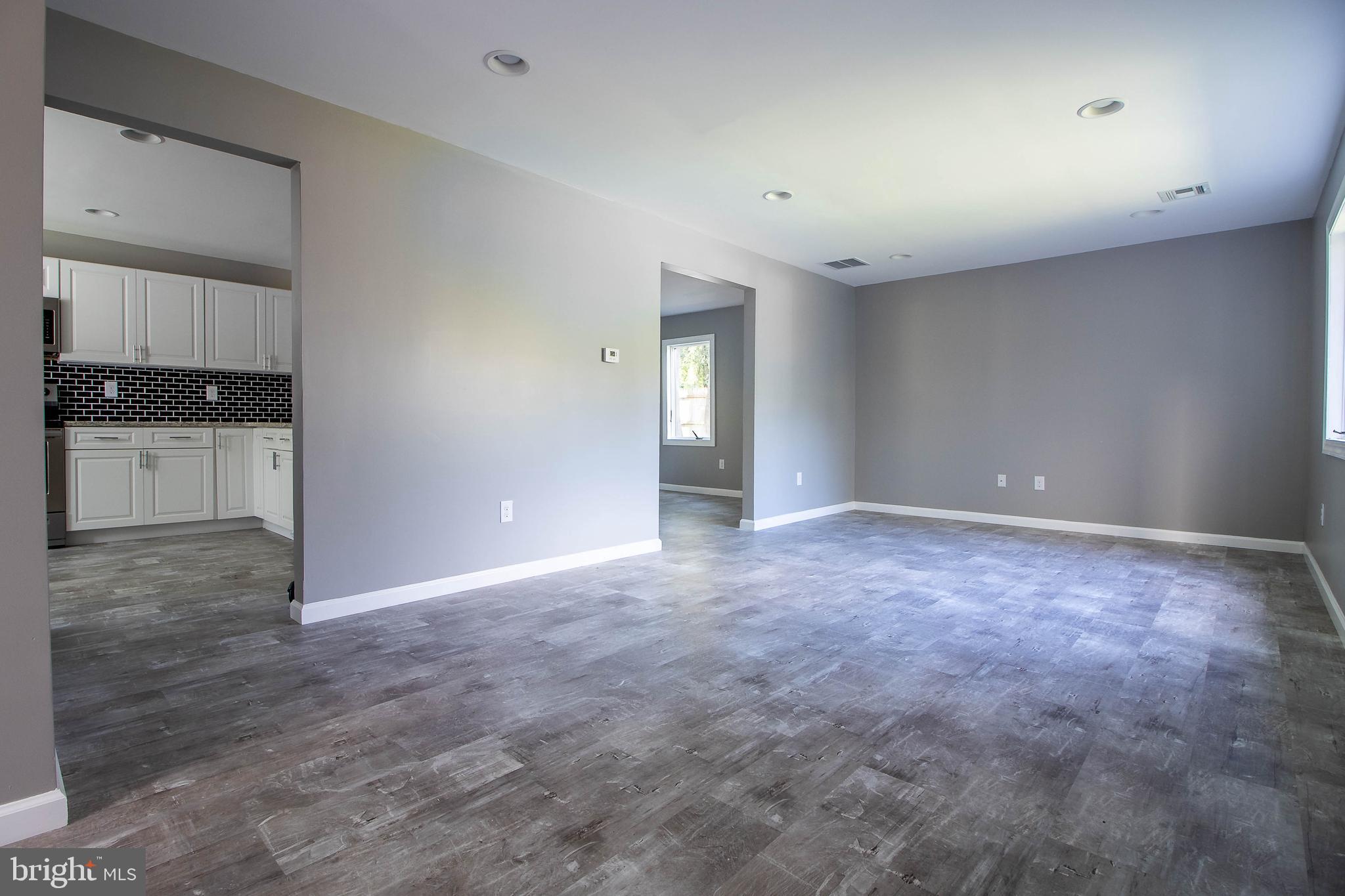 298 Juliustown Road Columbus, NJ 08022 - Photo 9 of 31