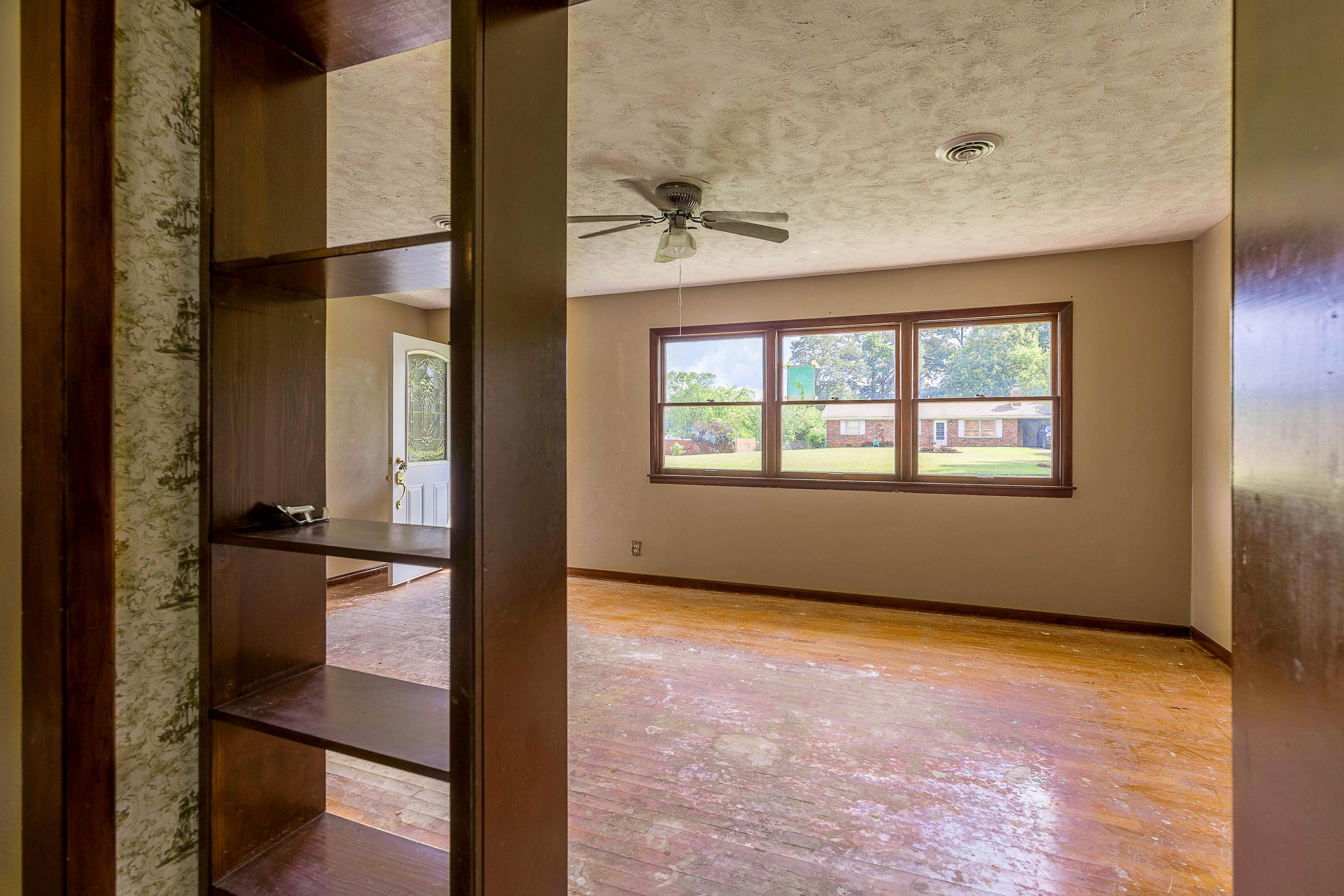 4112 Crestfield Road Knoxville, TN 37921 - Photo 4 of 12 5D3_6684-HDR