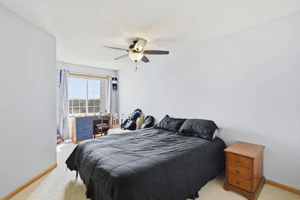 $2,250 | 13905 54th Avenue North, Plymouth, MN 55446