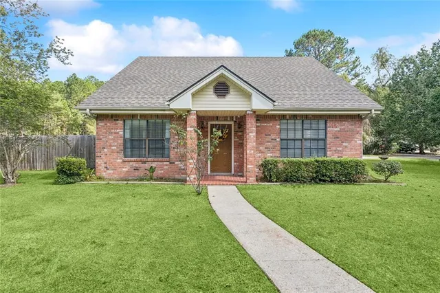 $340,000 | 65398 Maple Street, Mandeville, LA 70448