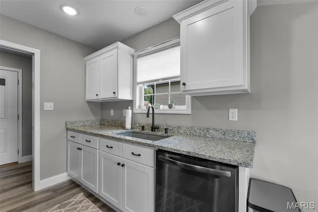 $299,900 | 545 Old Poplar Road, Jackson, MO 63755