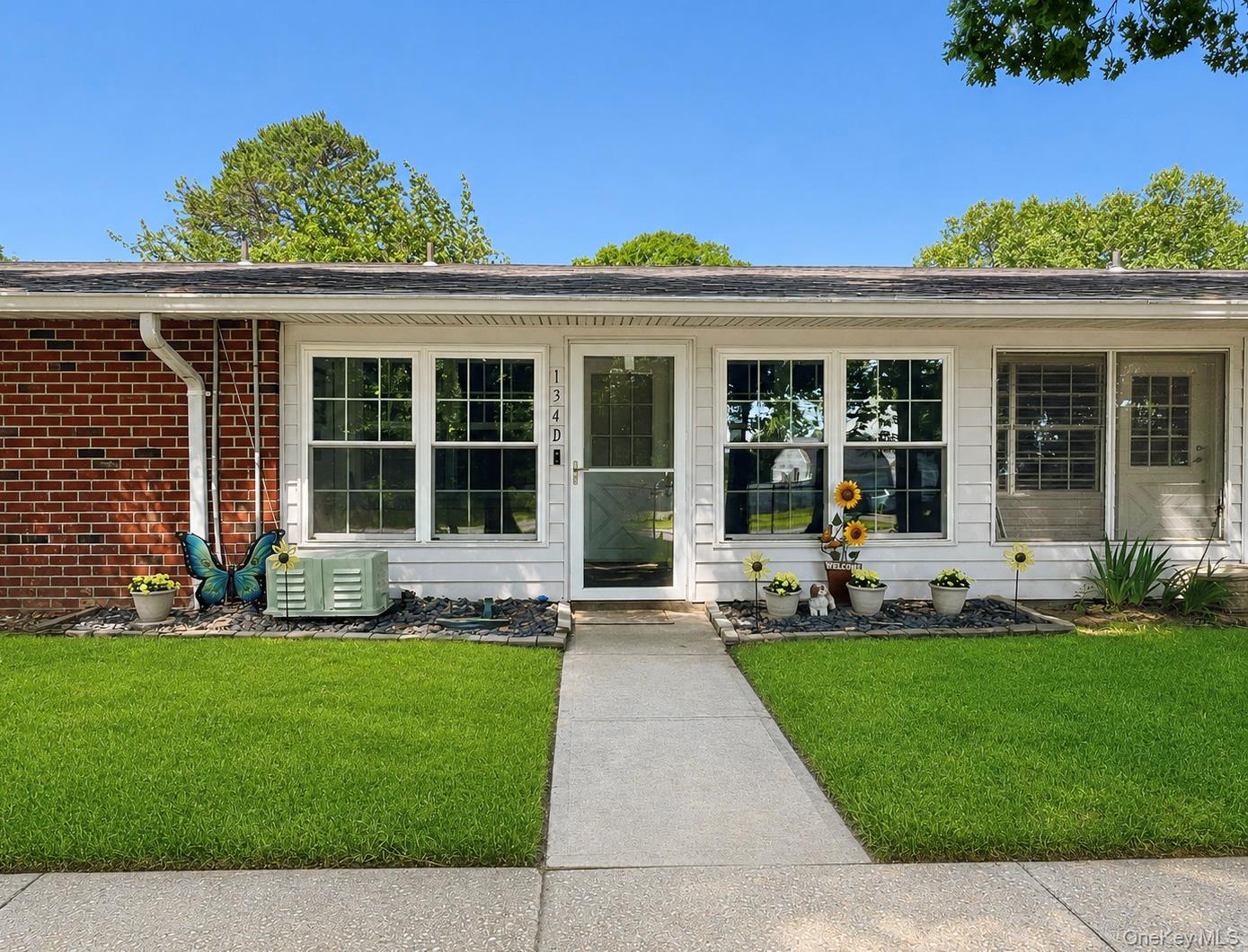 134 Eastbourne Court, Unit 134D Ridge, NY 11961 - Photo 1 of 19
