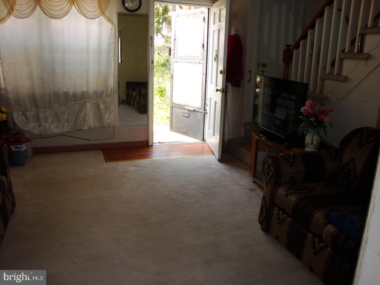 6644 Perry Avenue Upper Darby, PA 19082 - Photo 3 of 11 Gallery Image 3