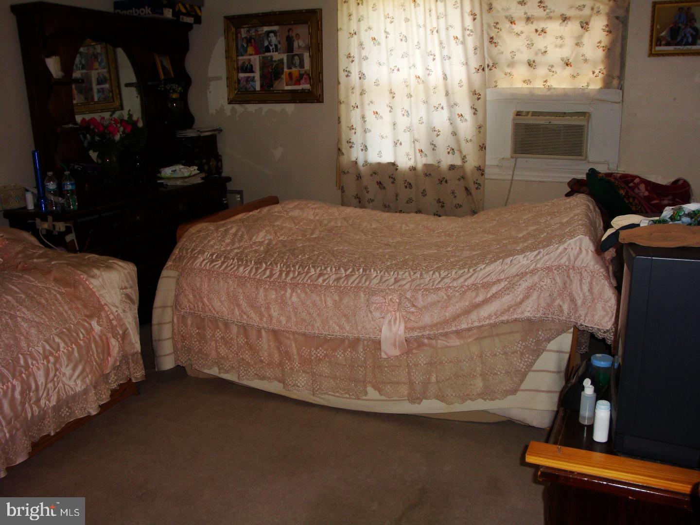 6644 Perry Avenue Upper Darby, PA 19082 - Photo 6 of 11 Gallery Image 6