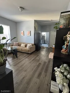 $2,700 | 150 East Main Street, Unit 2, Rockaway, NJ 07866