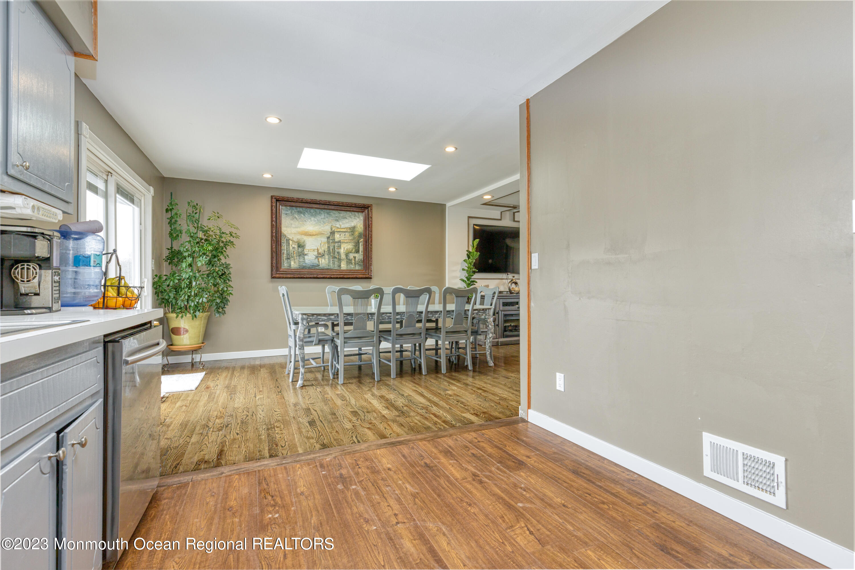 484 Cook Road Jackson, NJ 08527 - Photo 19 of 37 Interior-3