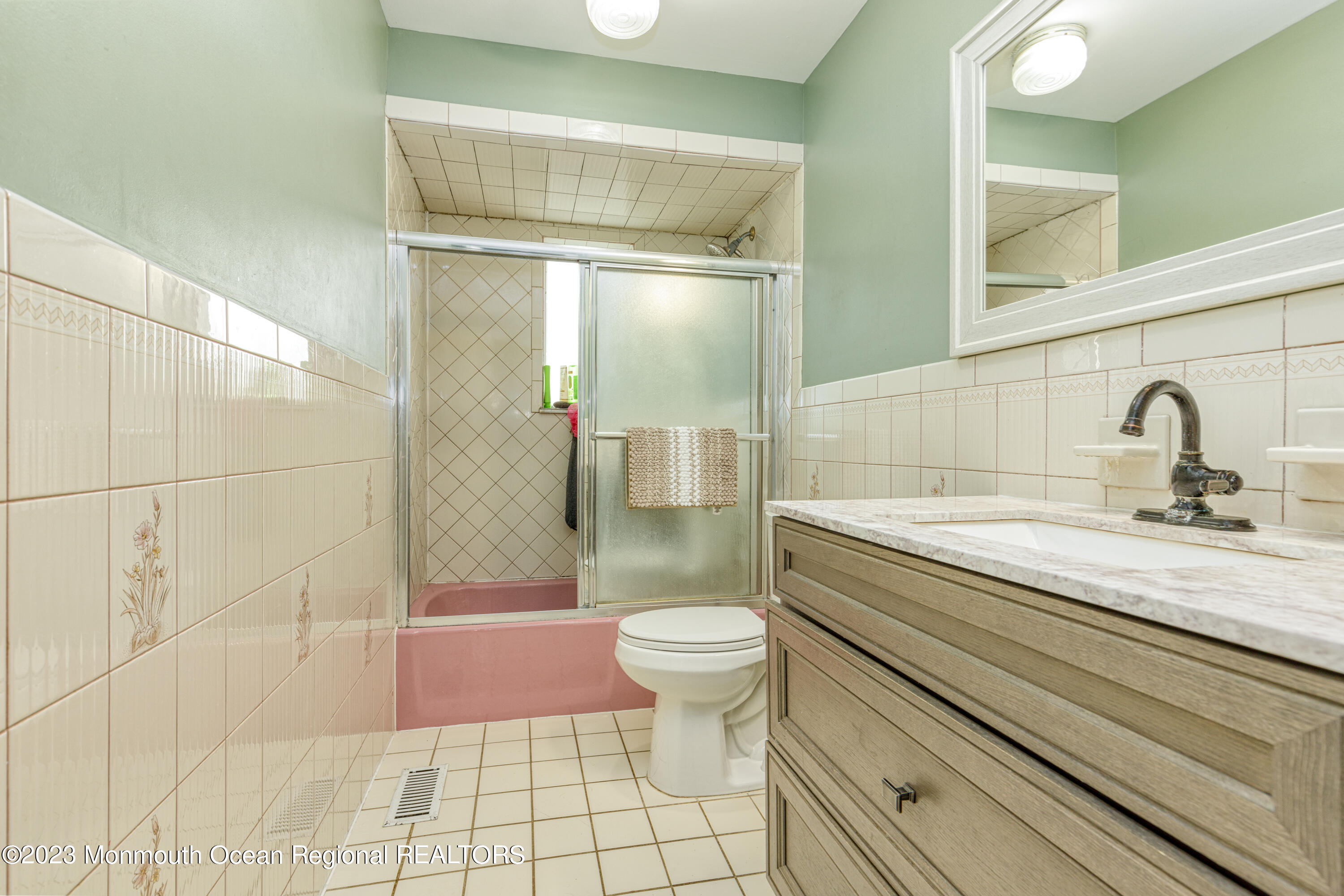 484 Cook Road Jackson, NJ 08527 - Photo 22 of 37 Interior-6