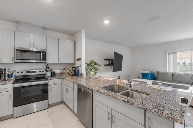 $299,000 | 2724 Silver Canoe Drive, Edgewater, FL 32141