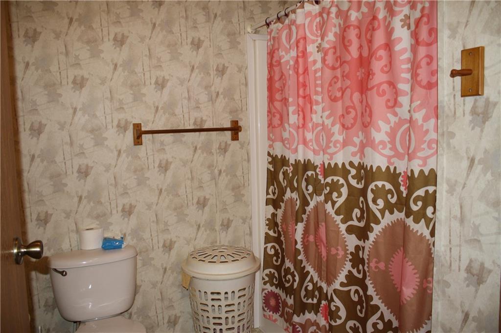 138 Ridge Lane Polk, PA 16342 - Photo 8 of 19