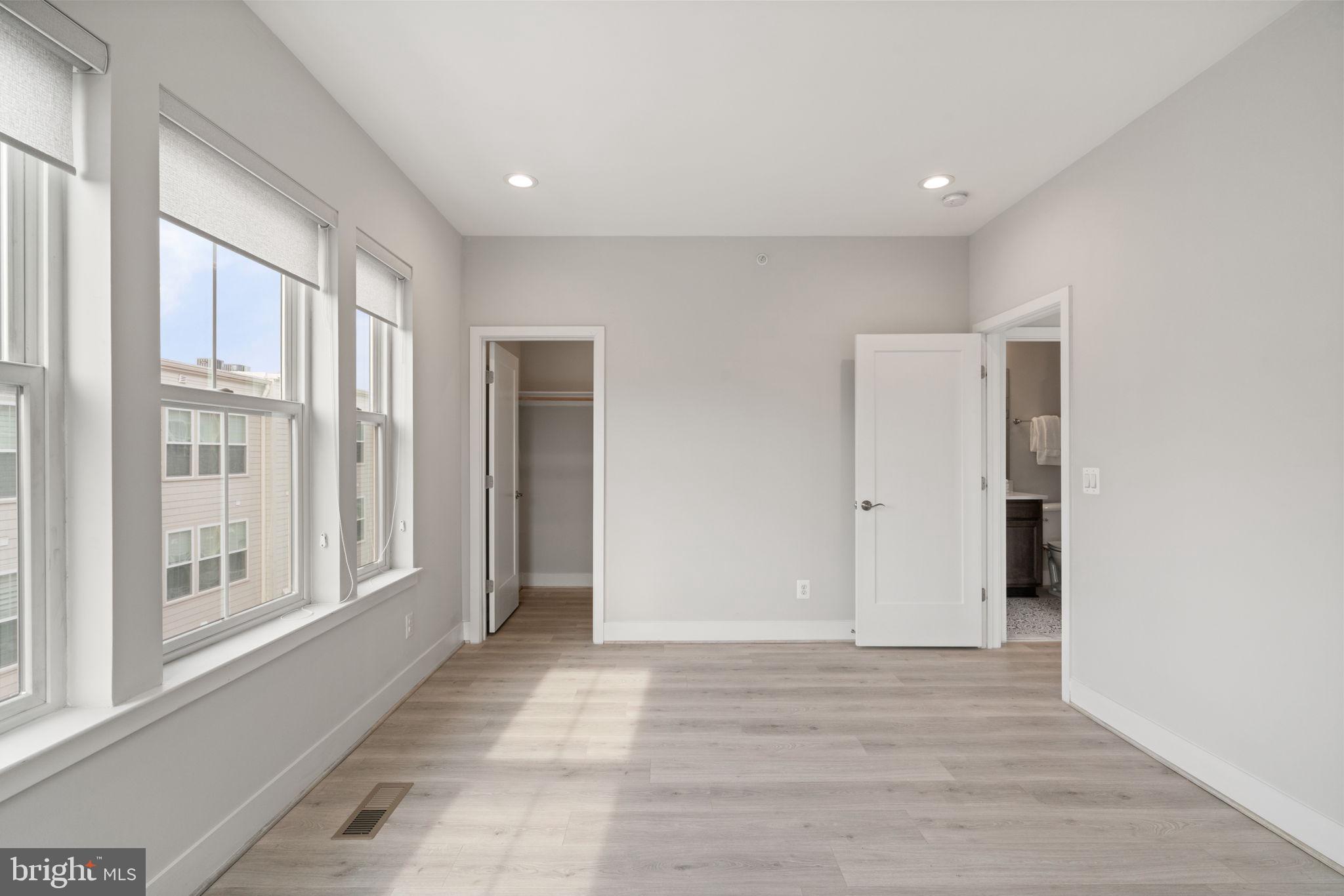 3006 Eskridge Road Fairfax, VA 22031 - Photo 25 of 41 a view of an empty room with a window