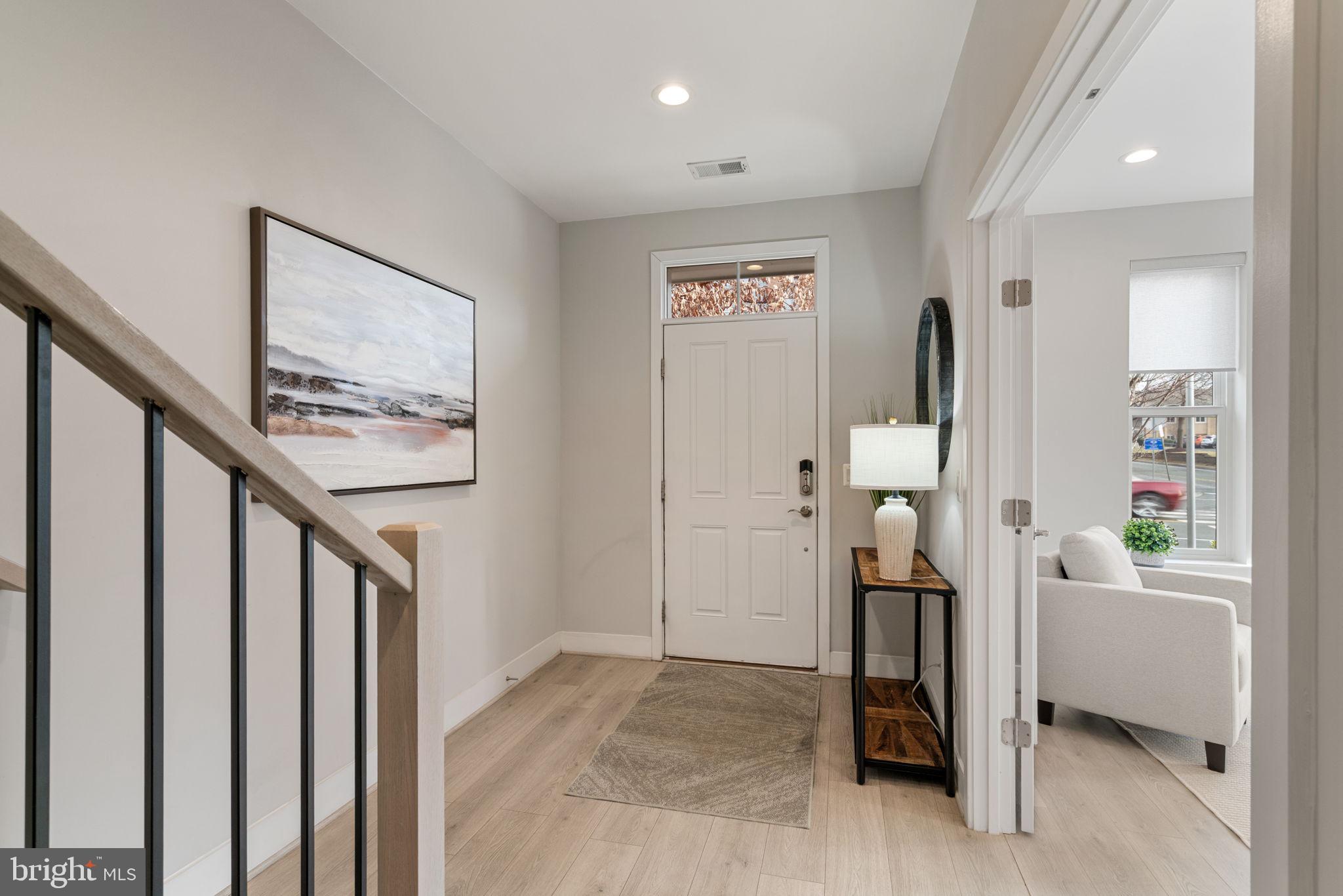 3006 Eskridge Road Fairfax, VA 22031 - Photo 30 of 41 Entry Level Foyer