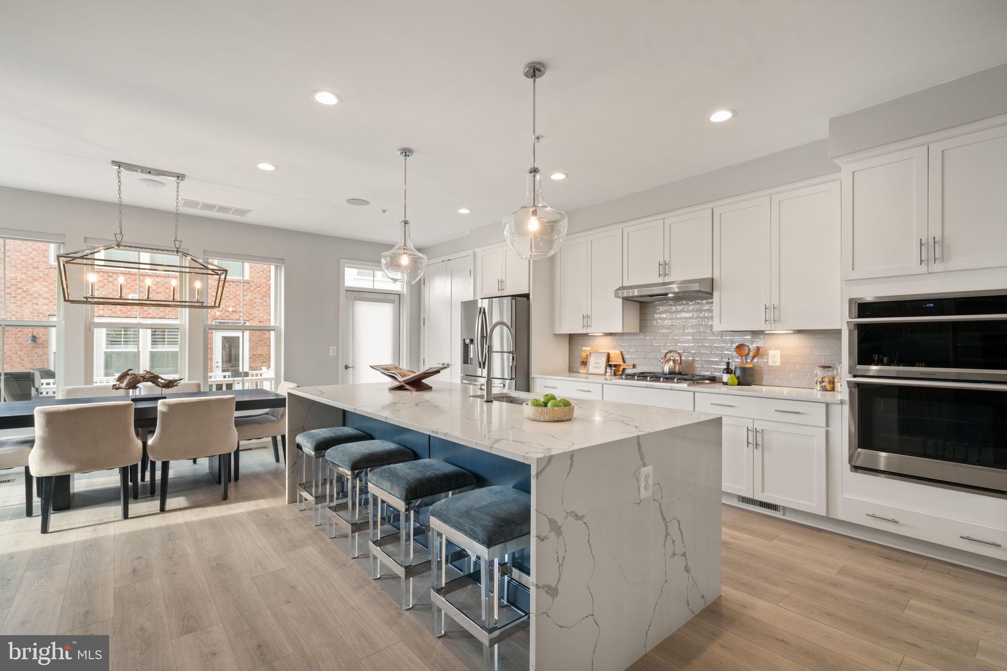 3006 Eskridge Road Fairfax, VA 22031 - Photo 7 of 41 Gorgeous Gourmet Kitchen