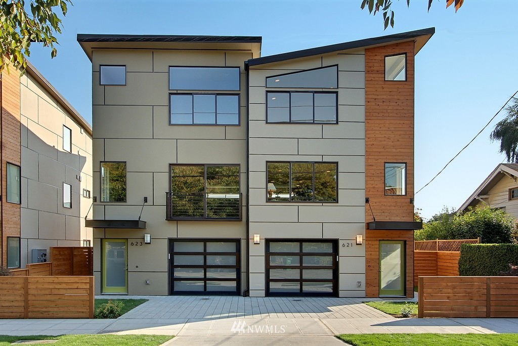 623 North 48th Street Seattle, WA 98103 - Photo 1 of 14