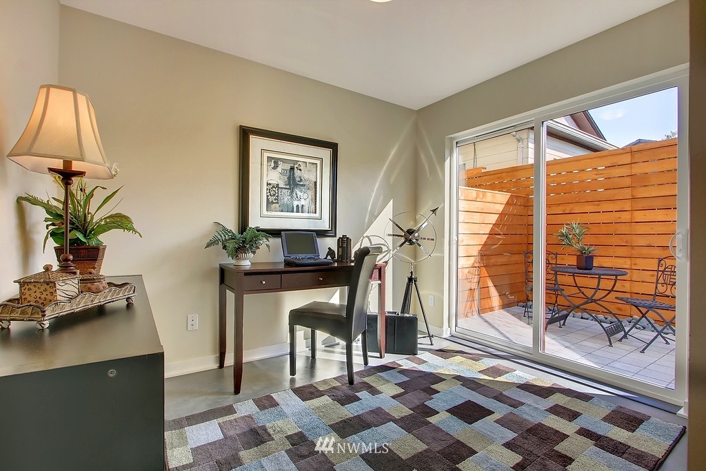 623 North 48th Street Seattle, WA 98103 - Photo 12 of 14