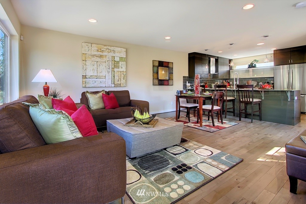 623 North 48th Street Seattle, WA 98103 - Photo 5 of 14