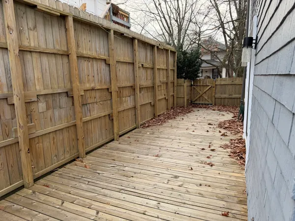 $2,300 | 410 West Illinois Street, Urbana, IL 61801