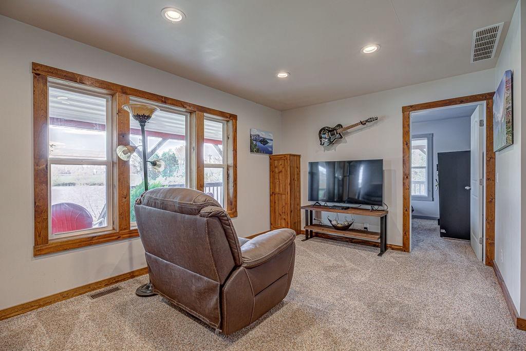 14285 Highway 250 Rising Sun, IN 47040 - Photo 23 of 42 Gallery Image 23