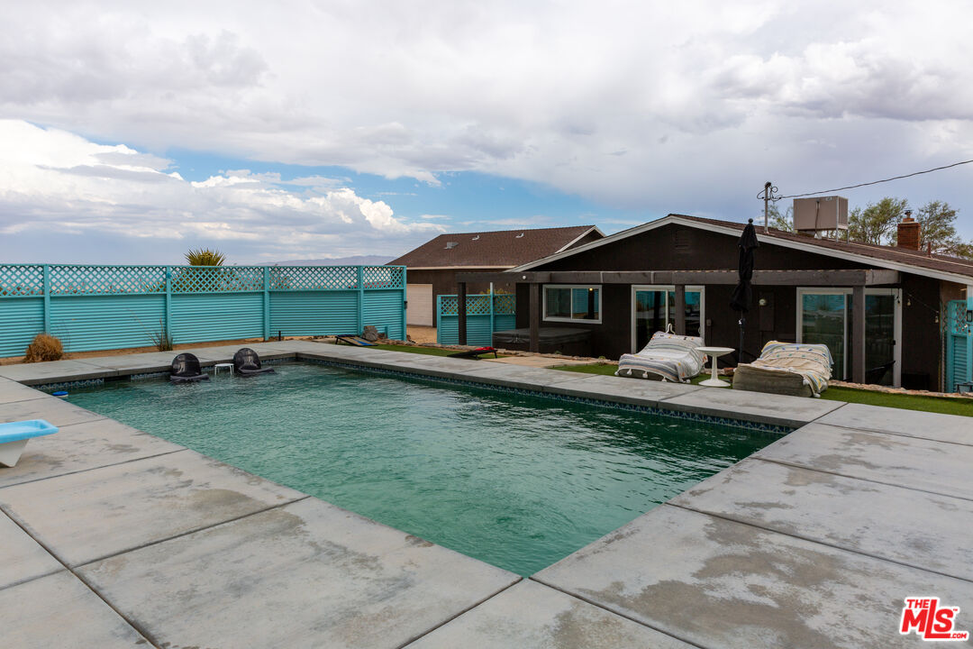 2651 Foxy Flats Road Joshua Tree, CA 92252 - Photo 3 of 61