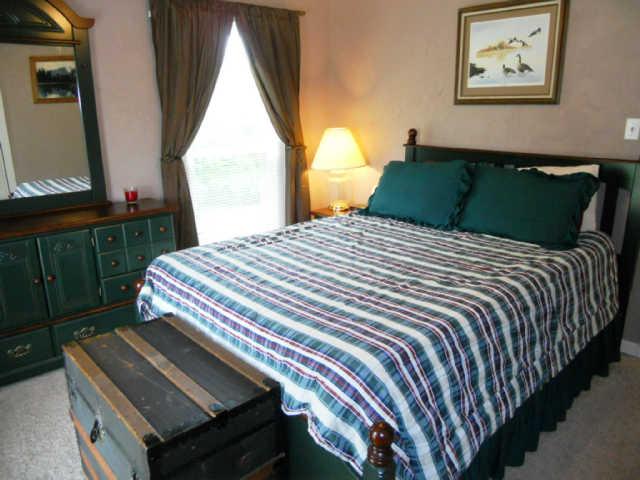 2778 Battle Creek Road Springfield, TN 37172 - Photo 15 of 20 a bedroom with a bed and a window