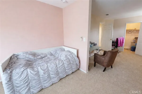 $3,500 | 5637 Redwood Avenue, Palmdale, CA 93551