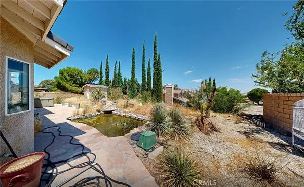 $3,500 | 5637 Redwood Avenue, Palmdale, CA 93551