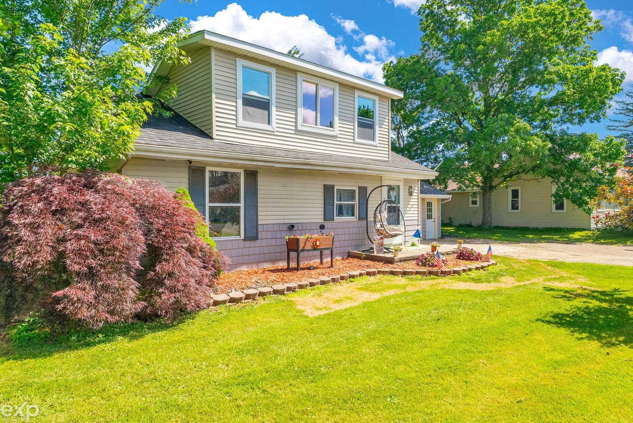 1533 Galbraith Line Road Yale, MI 48097 - Photo 4 of 43