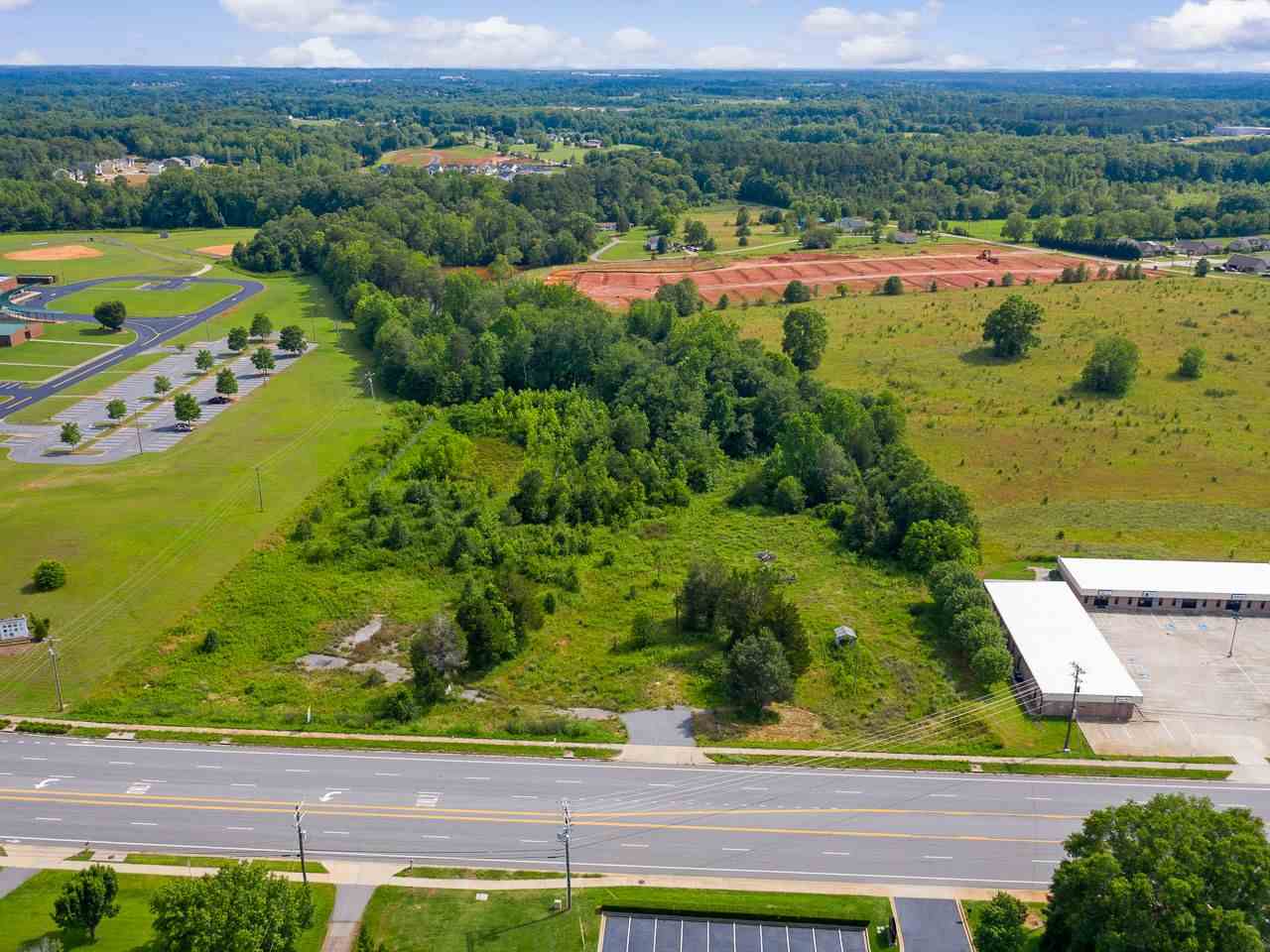 5021 Highway 9 Inman, SC 29349 - Photo 3 of 10
