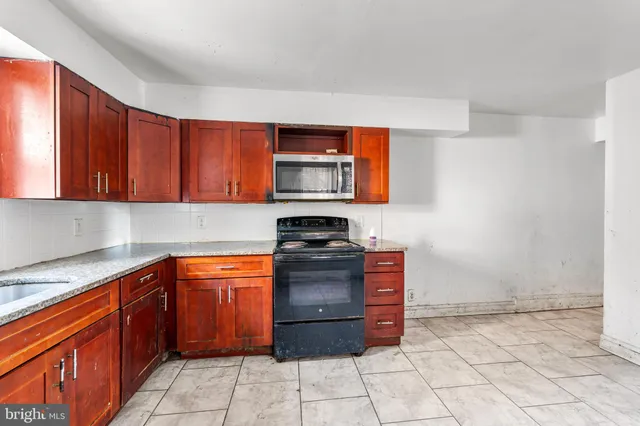 $249,900 | 5215 Chester Avenue, Philadelphia, PA 19143