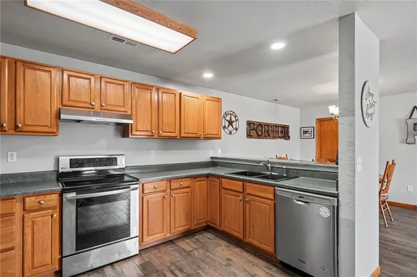 $419,000 | 13271 23rd Street, Perry, KS 66073