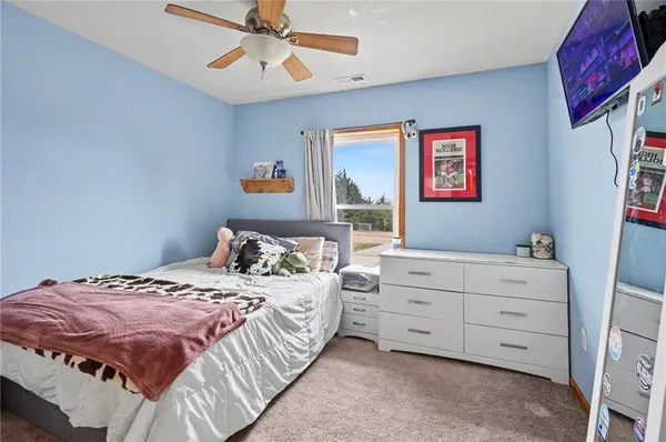 $419,000 | 13271 23rd Street, Perry, KS 66073