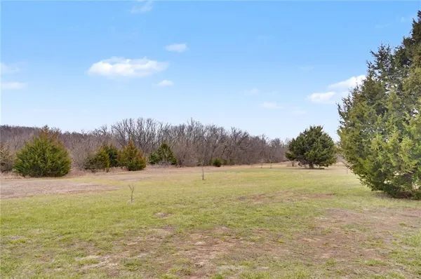 $419,000 | 13271 23rd Street, Perry, KS 66073
