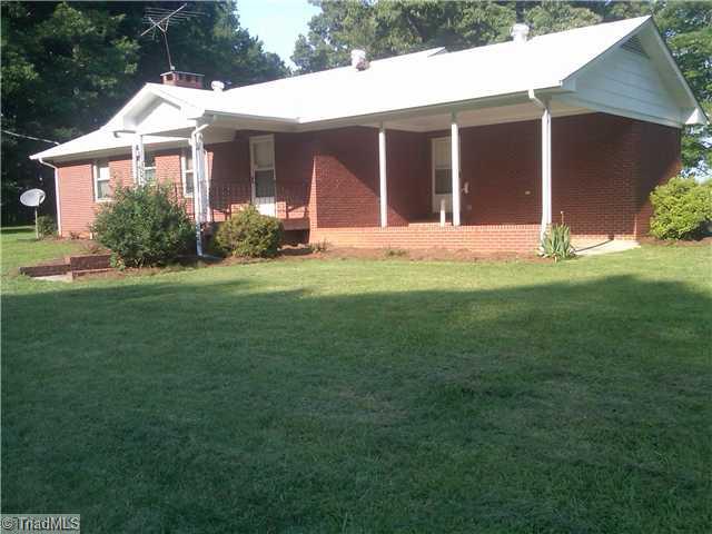 9268 Park Springs Road Ruffin, NC 27326 - Photo 3 of 16 Exterior Back.