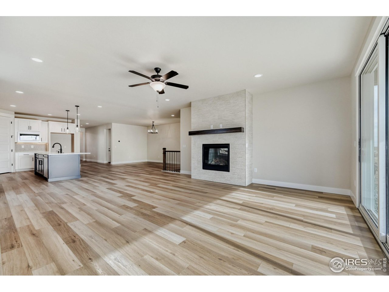 5842 Aspenglow Street Firestone, CO 80504 - Photo 7 of 28