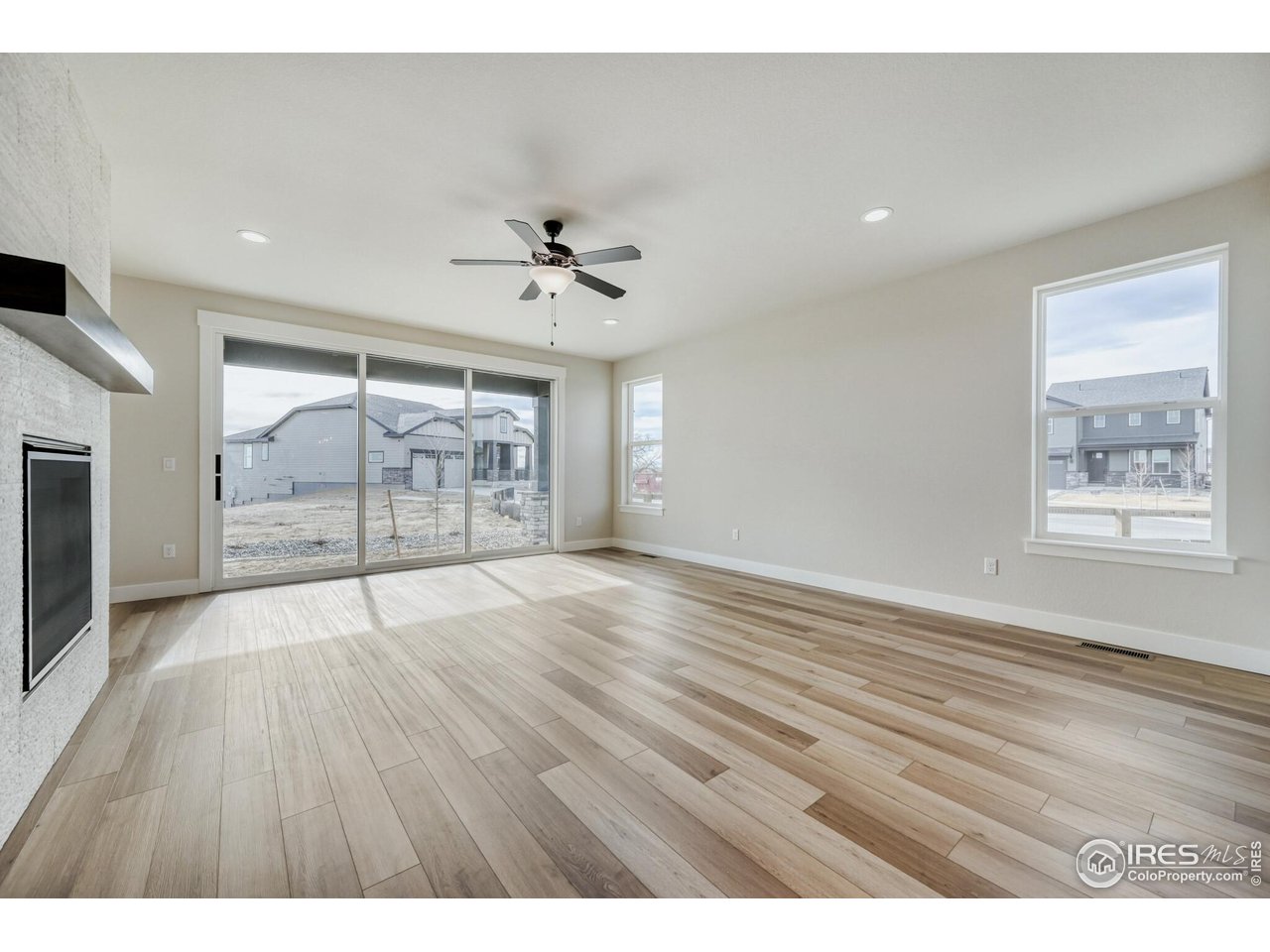 5842 Aspenglow Street Firestone, CO 80504 - Photo 9 of 28