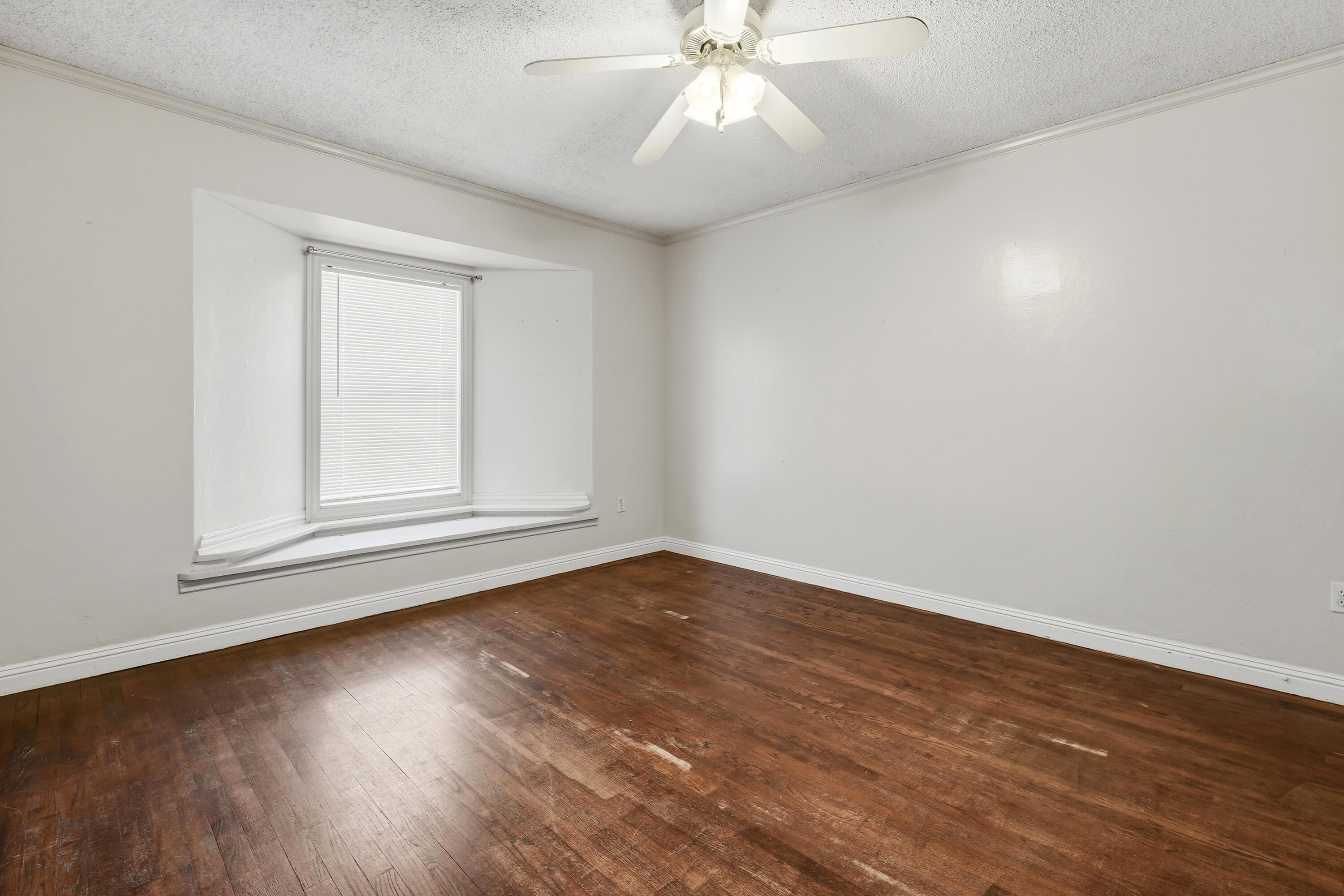 2419 25th Street Lubbock, TX 79411 - Photo 17 of 21 DSC00897