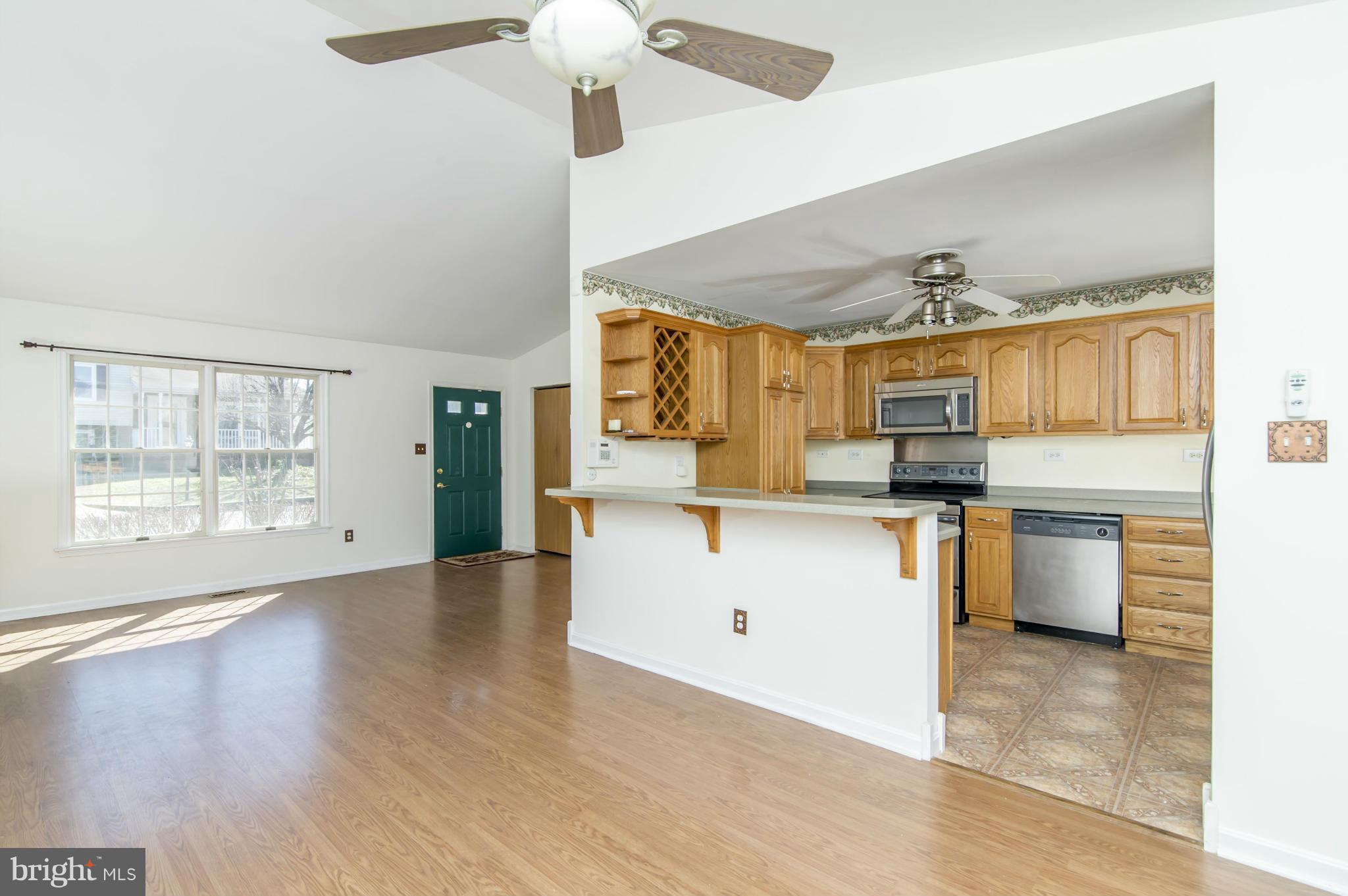 8115 Timberbrooke Road Baltimore, MD 21237 - Photo 5 of 29 Kitchen