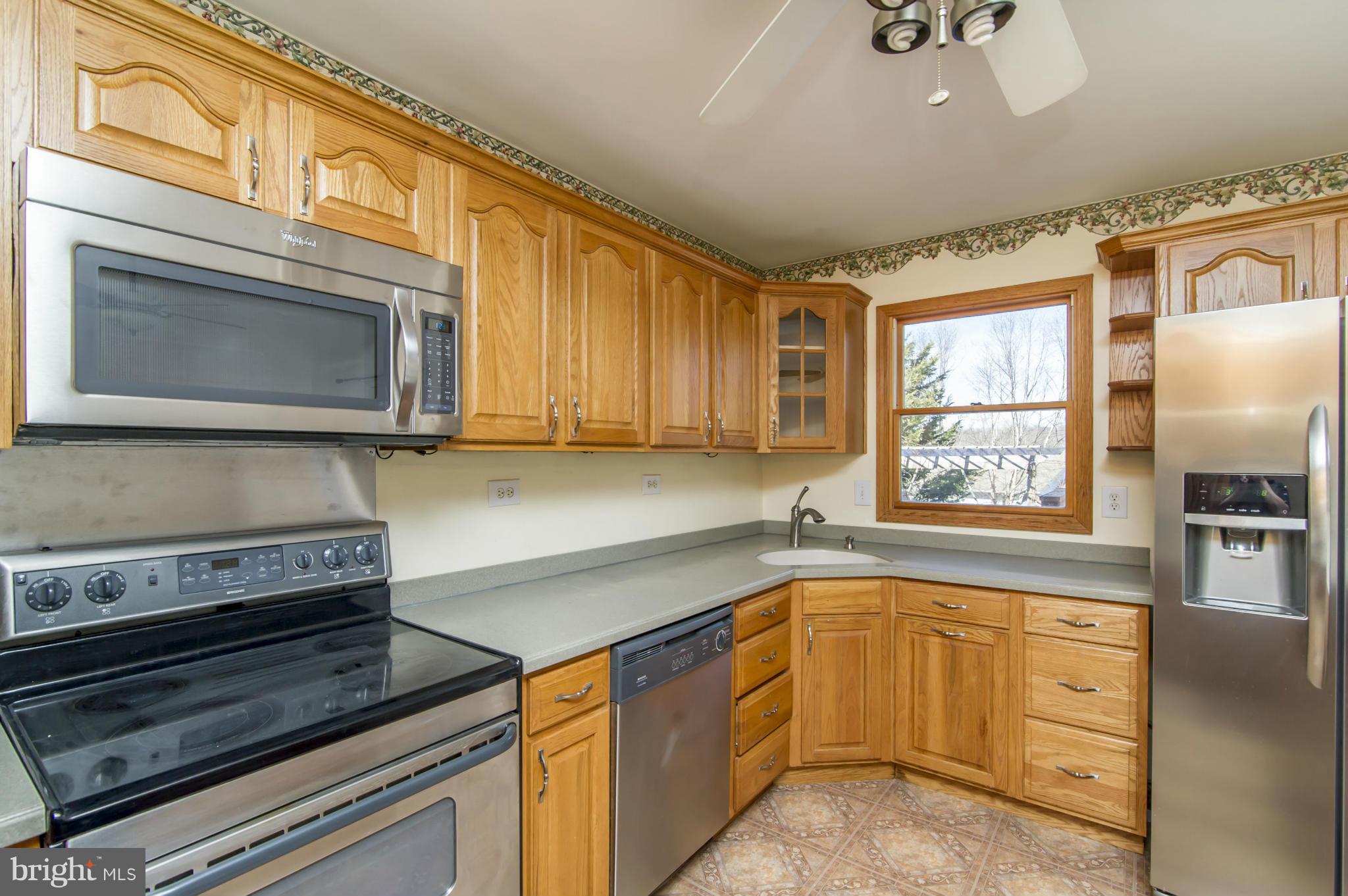 8115 Timberbrooke Road Baltimore, MD 21237 - Photo 7 of 29 Kitchen