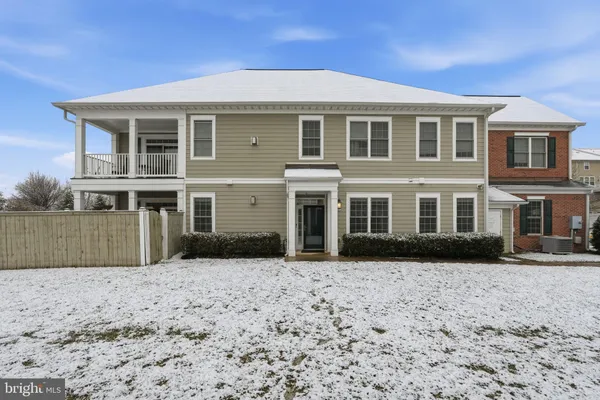 $3,600 | 44025 Vaira Terrace, Chantilly, VA 20152