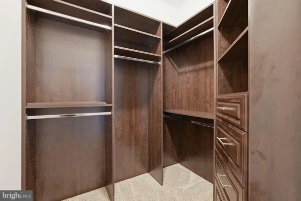 $3,600 | 44025 Vaira Terrace, Chantilly, VA 20152