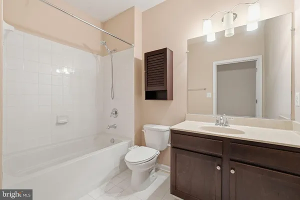 $3,600 | 44025 Vaira Terrace, Chantilly, VA 20152