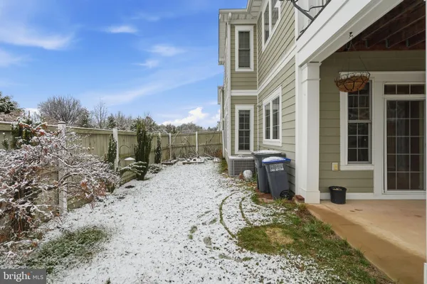 $3,600 | 44025 Vaira Terrace, Chantilly, VA 20152