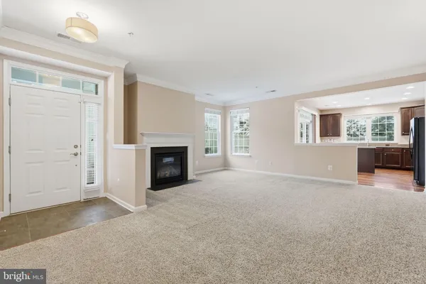 $3,600 | 44025 Vaira Terrace, Chantilly, VA 20152