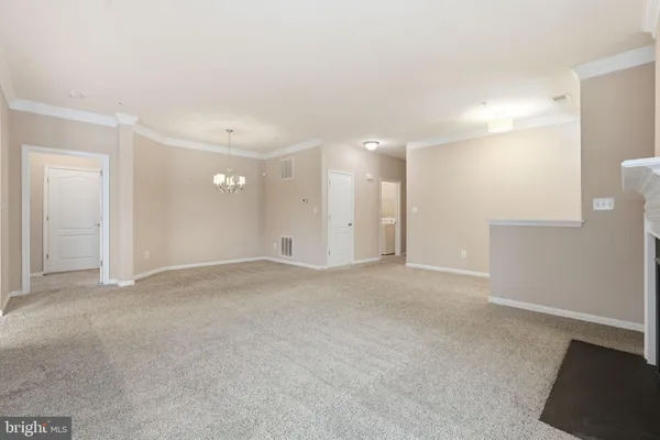 $3,600 | 44025 Vaira Terrace, Chantilly, VA 20152