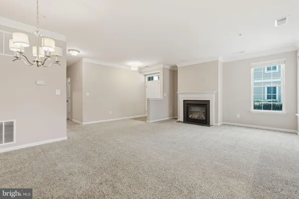 $3,600 | 44025 Vaira Terrace, Chantilly, VA 20152