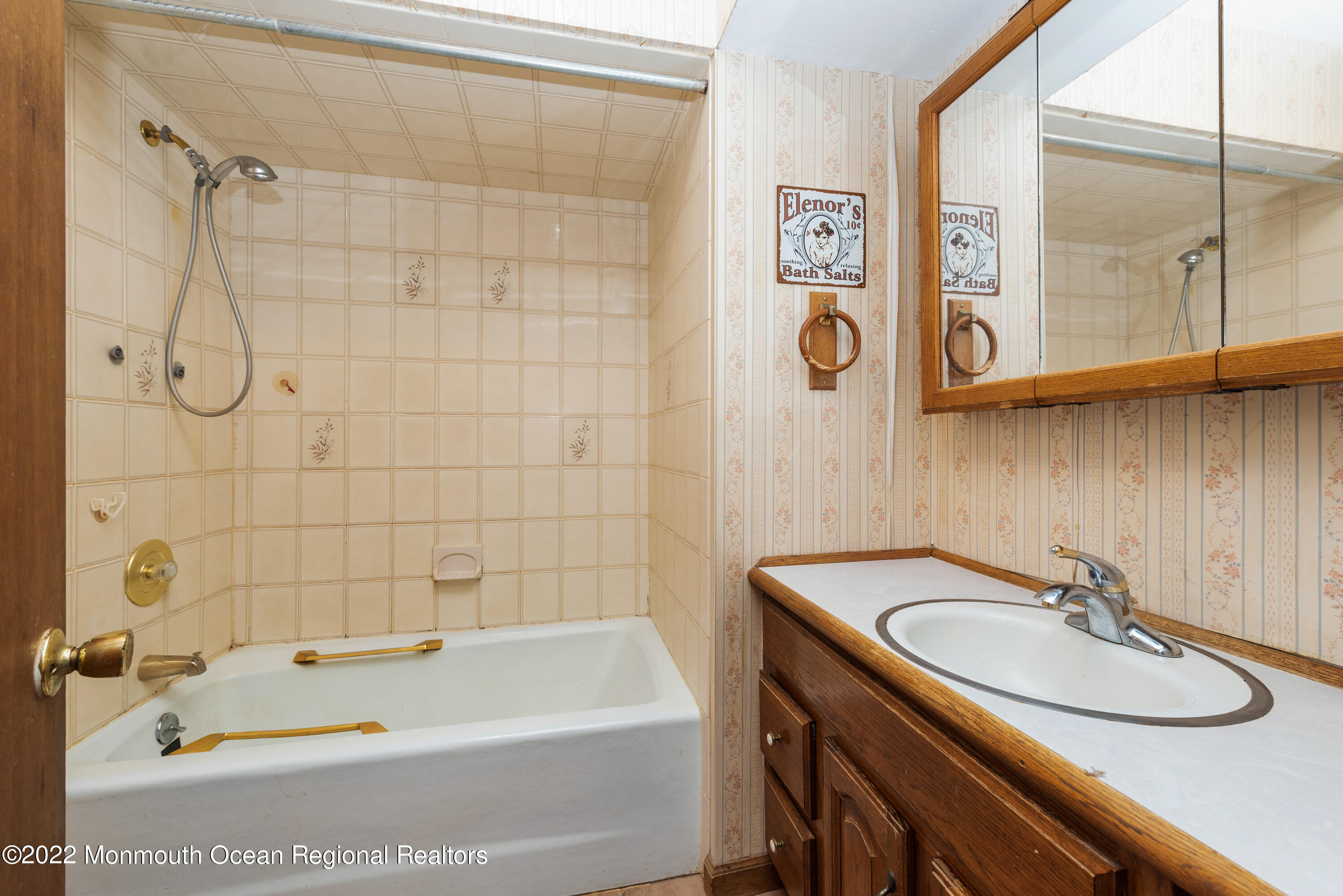 532 Brickyard Road Freehold, NJ 07728 - Photo 17 of 32 DSC_7126