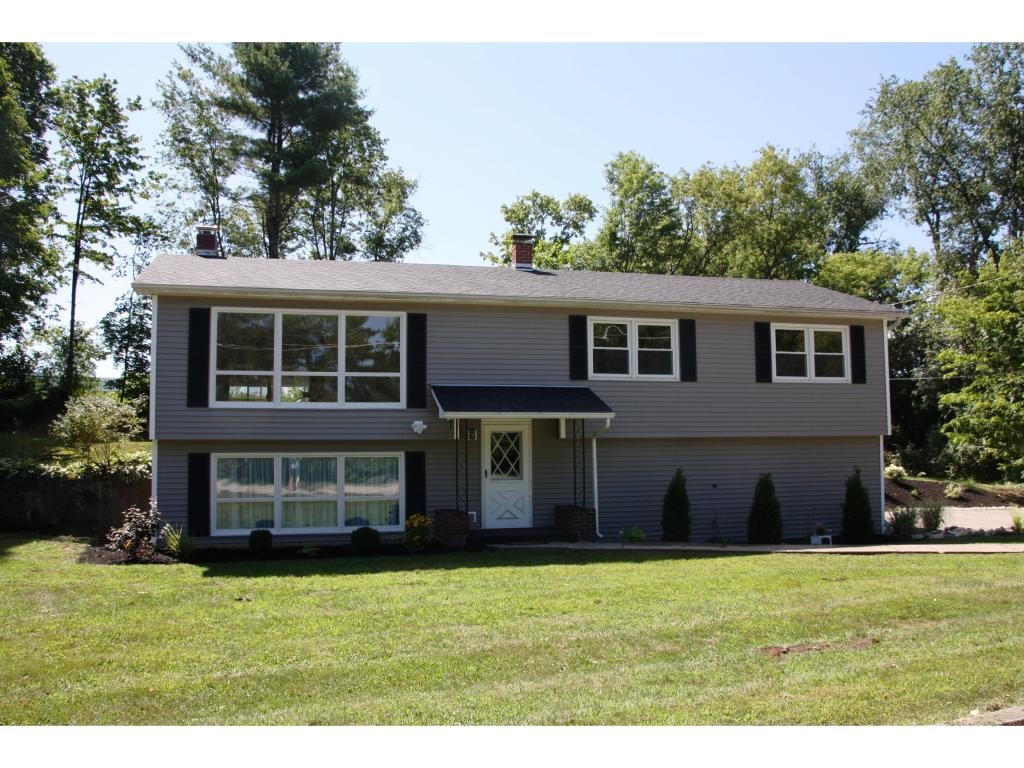 6 Laverne Drive Rutland, VT 05701 - Photo 2 of 22